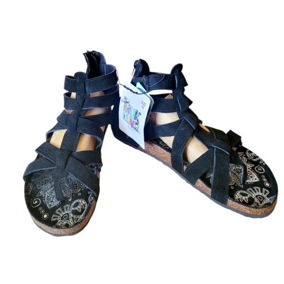 Muk Luks Black Suede Leather Gladiator Flat Sandles Size 10 Memory Foam NWT - Picture 2 of 8